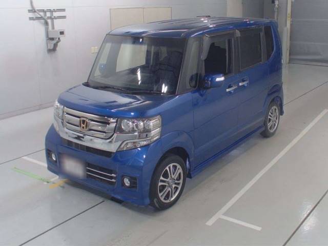 136 HONDA N BOX JF1 2016 г. (CAA Chubu)